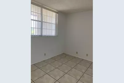 9440B Poinciana Place #404, Davie, FL 33324 - Photo 16