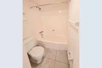 959 SE 2nd Avenue #Apt 101, Deerfield Beach, FL 33441 - Photo 16
