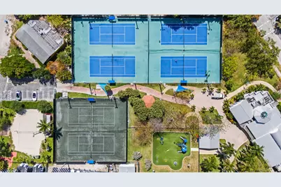 2020 NE 4th Avenue #2, Wilton Manors, FL 33305 - Photo 12
