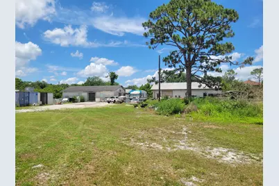 9610 Orange Avenue, Fort Pierce, FL 34945 - Photo 8