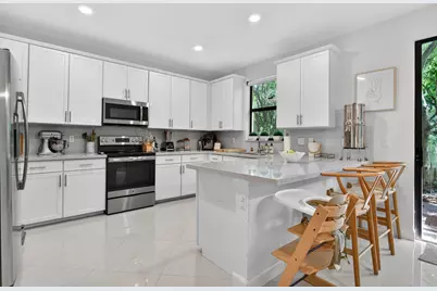 4012 Devenshire Court, Coconut Creek, FL 33073 - Photo 14