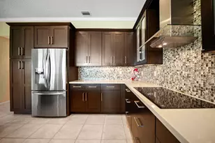 804 Heritage Dr, Weston, FL 33326 - Photo 14