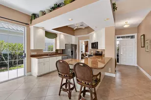 8081 SE Double Tree Dr, Hobe Sound, FL 33455 - Photo 12