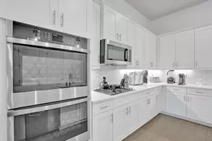 8334 W Blue Spring Dr, Parkland, FL 33067 - Photo 10