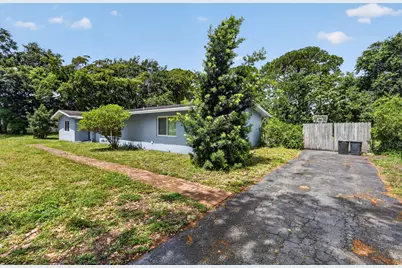 8669 Nashua Drive, Palm Beach Gardens, FL 33418 - Photo 32