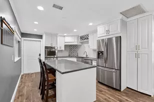 8669 Nashua Dr, Palm Beach Gardens, FL 33418 - Photo 4