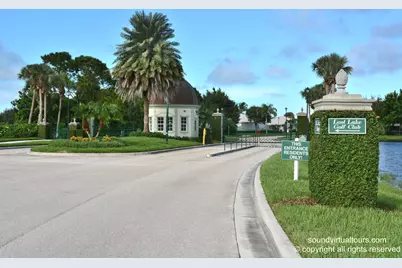 8268 SE Palm Hammock Lane, Hobe Sound, FL 33455 - Photo 1