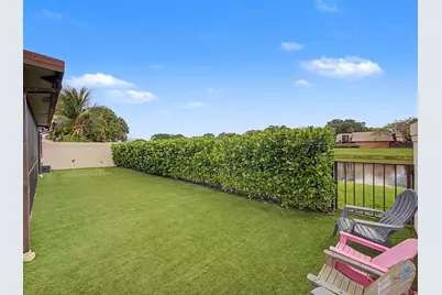 2631 Mohawk Circle, West Palm Beach, FL 33409 - Photo 32