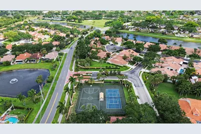2631 Mohawk Circle, West Palm Beach, FL 33409 - Photo 44