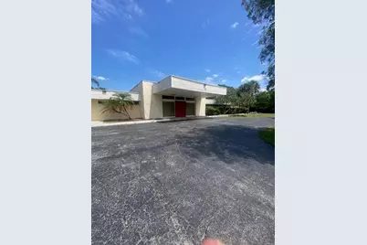 8944 Kendale Place, Wellington, FL 33467 - Photo 2