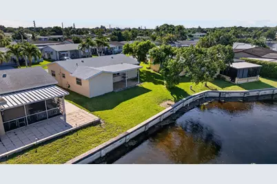 5907 NW 71st Avenue, Tamarac, FL 33321 - Photo 32