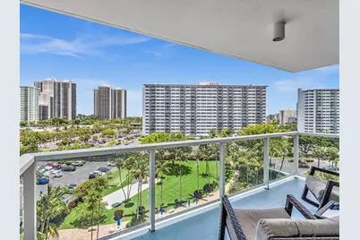 3300 NE 36th Street #721, Fort Lauderdale, FL 33308 - Photo 2