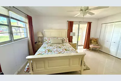 21 Newport B Court, Deerfield Beach, FL 33442 - Photo 20
