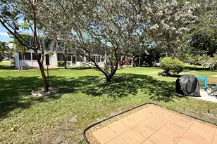 21 Newport B Ct, Deerfield Beach, FL 33442 - Photo 28