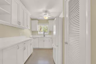 9 Westwood Ave, Tequesta, FL 33469 - Photo 18