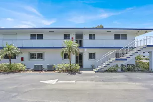 9 Westwood Ave, Tequesta, FL 33469 - Photo 2