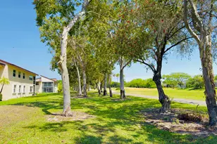 8765 Azalea Ct, Tamarac, FL 33321 - Photo 8