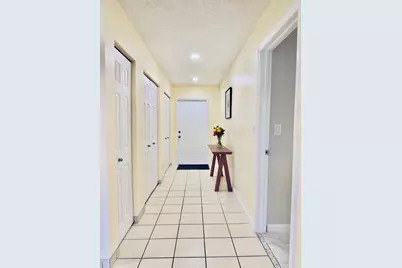 8765 Azalea Court #204, Tamarac, FL 33321 - Photo 4