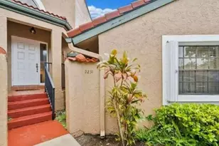 9231 W Sunrise Blvd, Plantation, FL 33322 - Photo 2