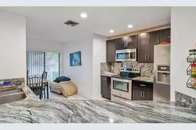 9231 W Sunrise Boulevard, Plantation, FL 33322 - Photo 10