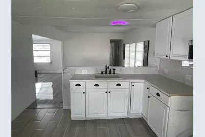 8570 SW 21st Street, Davie, FL 33324 - Photo 4
