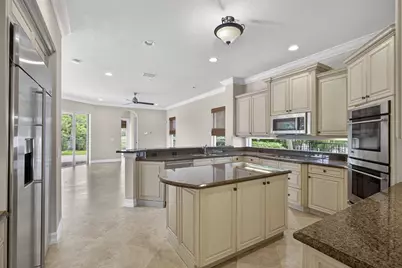 625 Glenfield Way, Royal Palm Beach, FL 33411 - Photo 10