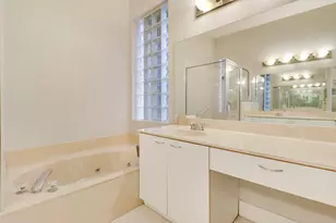 7077 Copperfield Cir, Lake Worth, FL 33467 - Photo 24