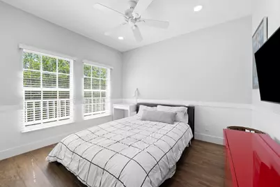 5675 NE Trieste Way, Boca Raton, FL 33487 - Photo 24