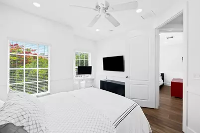 5675 NE Trieste Way, Boca Raton, FL 33487 - Photo 26