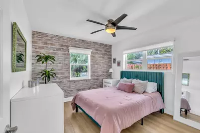 2412 NE 4th Street #W, Pompano Beach, FL 33062 - Photo 12