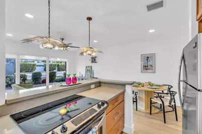 2412 NE 4th Street #W, Pompano Beach, FL 33062 - Photo 10