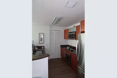 300 S Biscayne Boulevard #T, Miami, FL 33131 - Photo 2