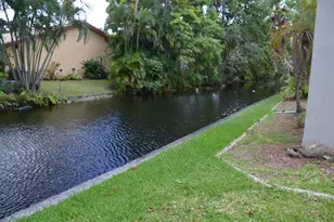 500 SW 62nd Ave, Plantation, FL 33317 - Photo 8
