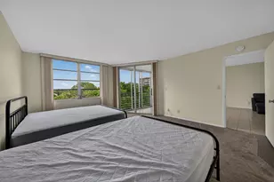 3503 Oaks Way, Pompano Beach, FL 33069 - Photo 16
