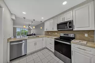 3503 Oaks Way, Pompano Beach, FL 33069 - Photo 6