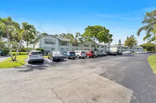 3714 Savoy Ln, West Palm Beach, FL 33417 - Photo 32