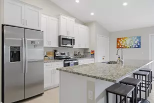 375 SW Vista Lake Dr, Port Saint Lucie, FL 34953 - Photo 8