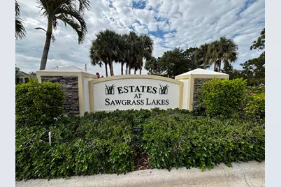 375 SW Vista Lake Drive, Port Saint Lucie, FL 34953 - Photo 2