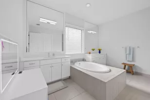 12110 Bastille Cir E, Parkland, FL 33076 - Photo 26