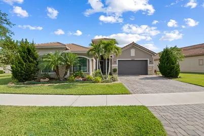 12110 Bastille Circle E, Parkland, FL 33076 - Photo 2