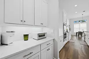 12110 Bastille Cir E, Parkland, FL 33076 - Photo 18