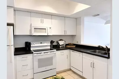 711 SW 148th Avenue #403, Sunrise, FL 33325 - Photo 6