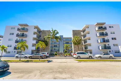 1750 Jefferson Street #507, Hollywood, FL 33020 - Photo 2
