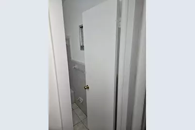 230 SW 11th Avenue #17, Hallandale Beach, FL 33009 - Photo 14