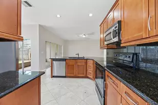 7634 Trenton Dr, Lake Worth, FL 33467 - Photo 10