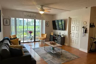 1102 Green Pine Blvd, West Palm Beach, FL 33409 - Photo 2