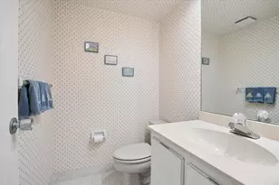 806 Cypress Blvd, Pompano Beach, FL 33069 - Photo 16