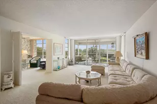 806 Cypress Blvd, Pompano Beach, FL 33069 - Photo 4