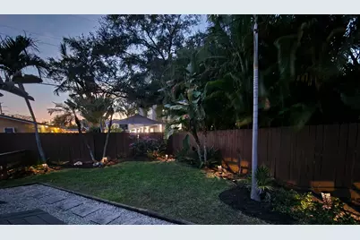 1207 NE 12th Avenue, Fort Lauderdale, FL 33304 - Photo 4