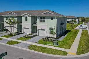 503 SE Rivergrass St, Port Saint Lucie, FL 34984 - Photo 4